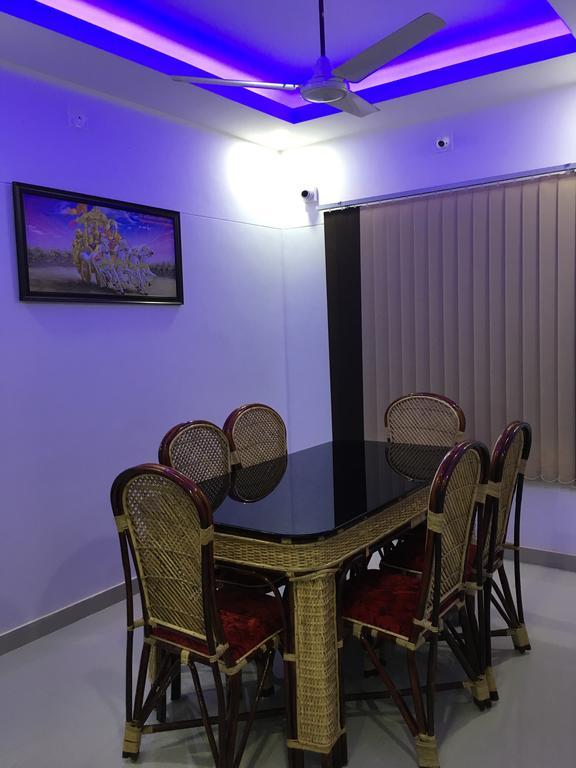 Rams Guest House Near Lulu Mall Thiruvananthapuram Exterior foto